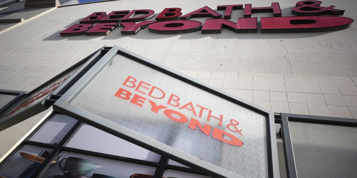Bed Bath CFO Arnal Identified by NYPD as Man Who Fell to Death From New